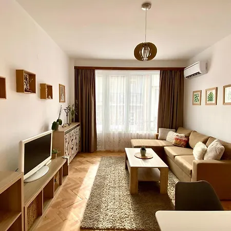 Lovely In The Heart Of Apartment
