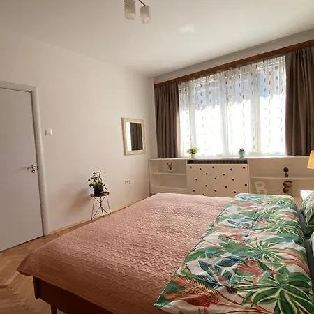 Lovely In The Heart Of Apartment *